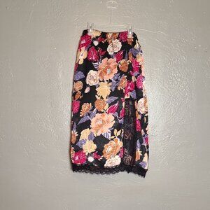 Band Of The Free Elegant Chic Floral Black Slip With Slit Womens Small NWT